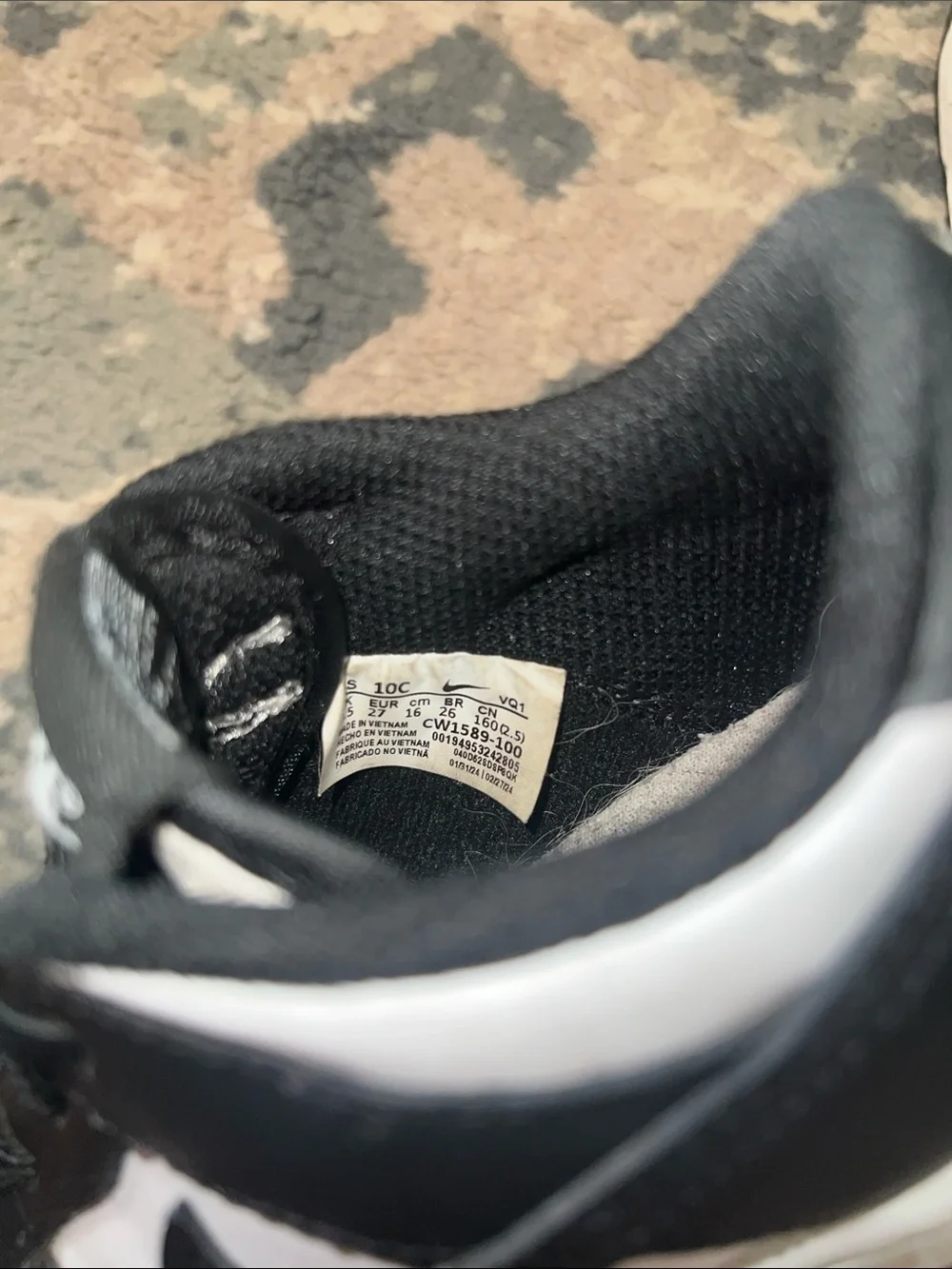 Nike Kids Black and White Low-Top Sneakers with Swoosh